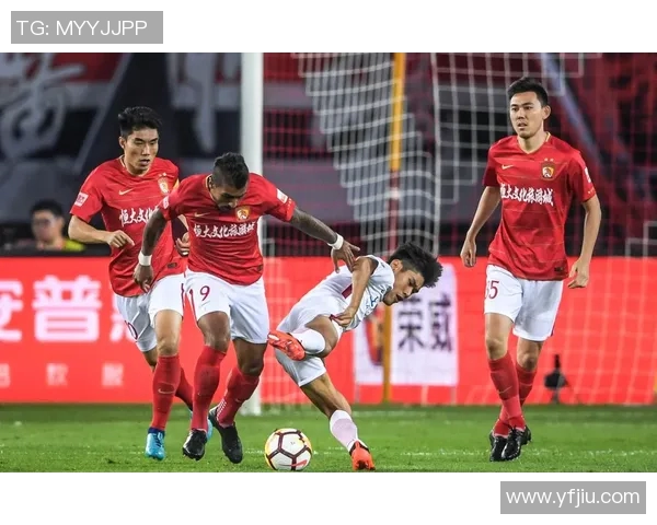 上海上港与广州恒大精彩对决直播视频播放全程回顾与分析